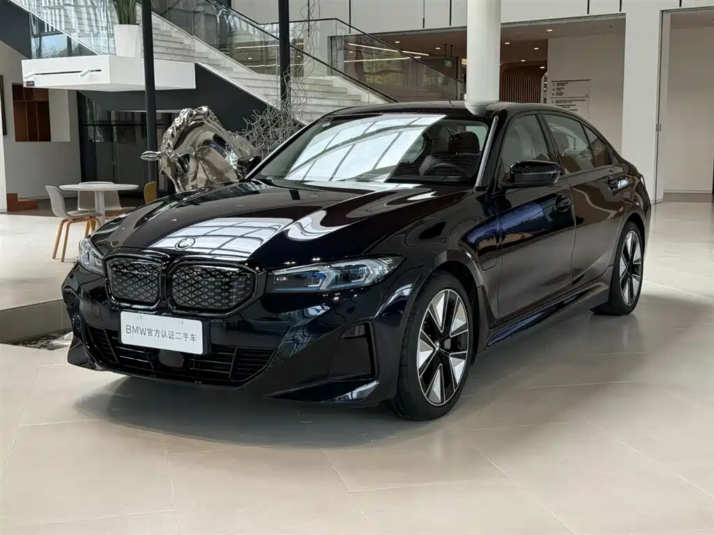 BMW i3 2024 eDrive 40 L Shadow Night Package