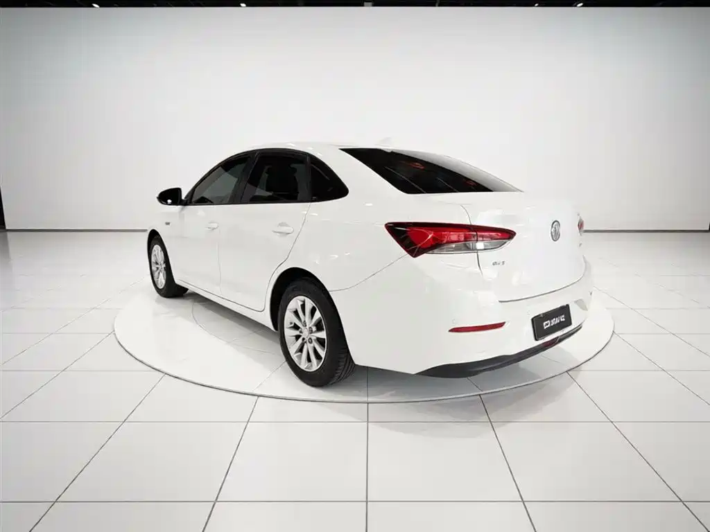 Buick Excelle 2019 15T DCT Progressive Type China VI фото 5