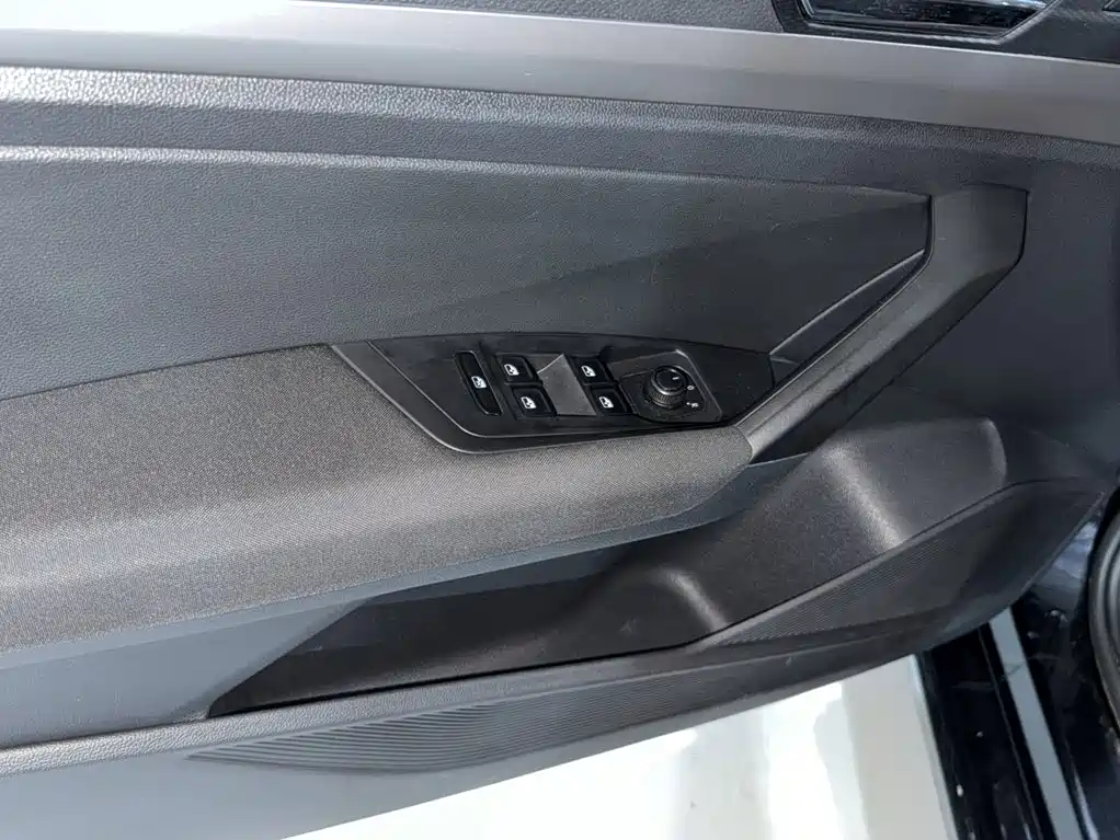 Volkswagen Lavida, миниатюра 4
