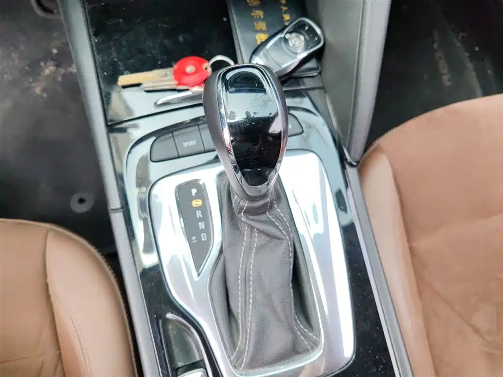 Buick Regal 2019 20T Elite China VI фото 7