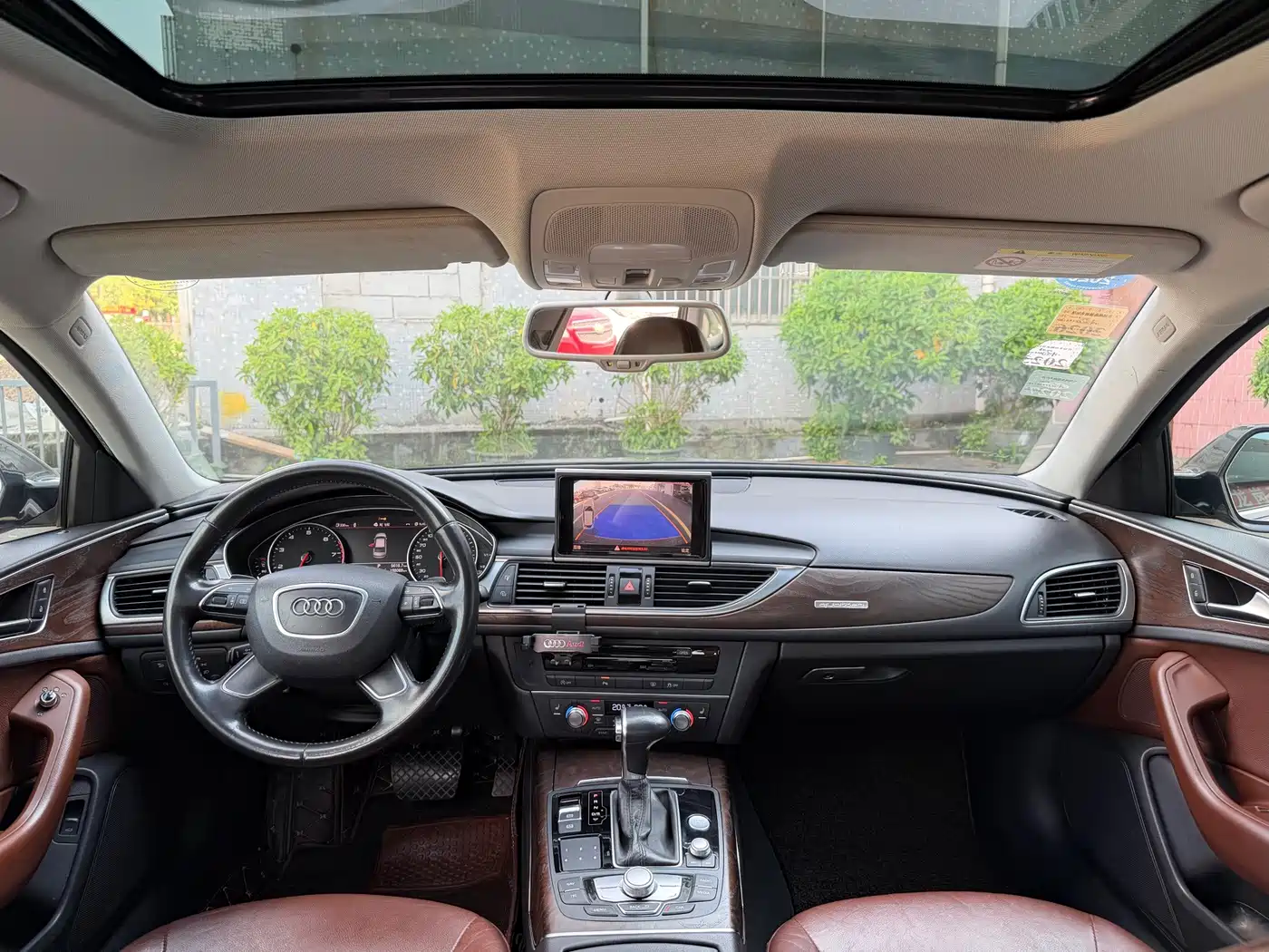 Фото 4 - Audi A6L