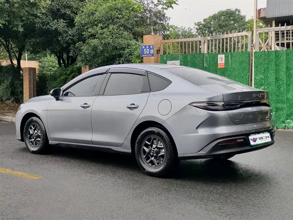 BYD Hai Bao 05 DM-i 2025 DM-i Smart Drive Edition 55KM Luxury фото 4