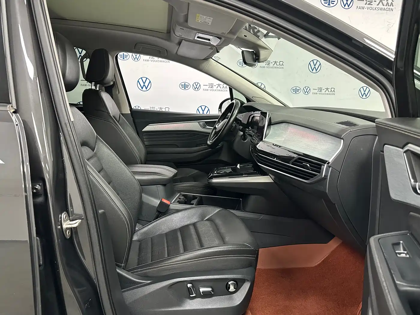 Volkswagen Talagon 2022 380TSI 4WD Luxury Premium Pro Edition 6-seater фото 13