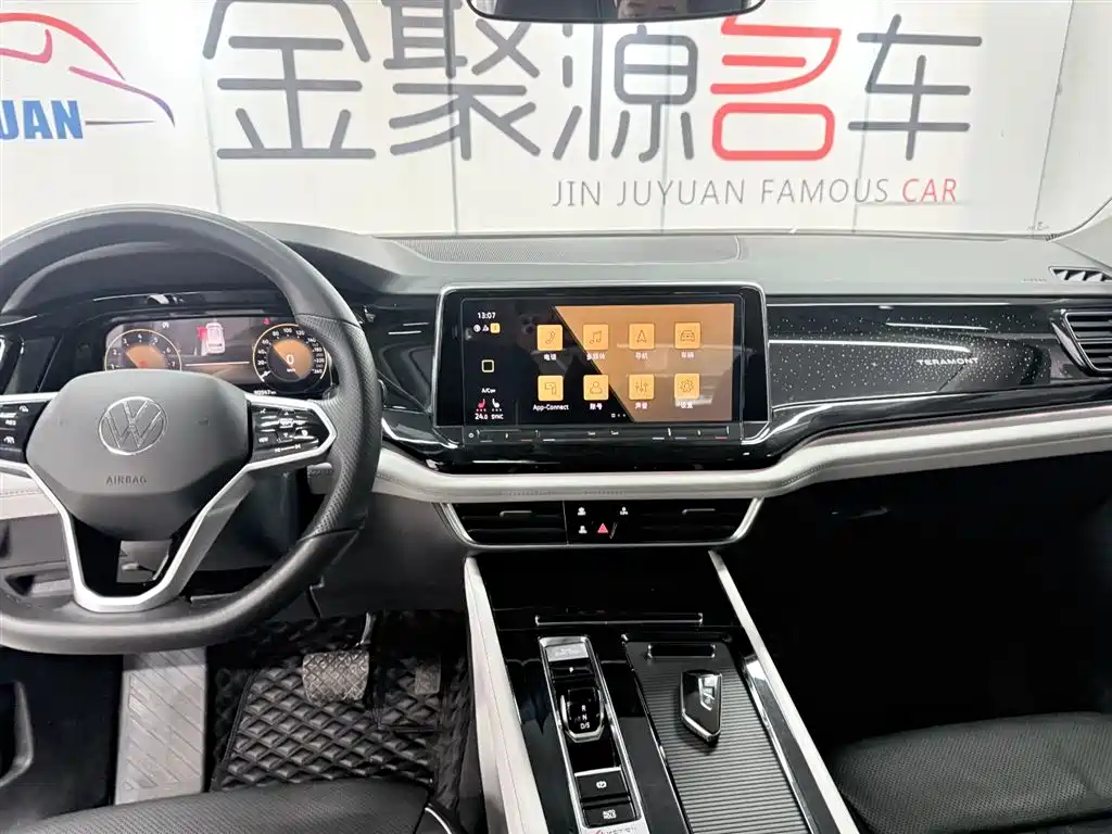 Volkswagen Teramont 2023 380TSI AWD Premium Flagship Edition фото 12