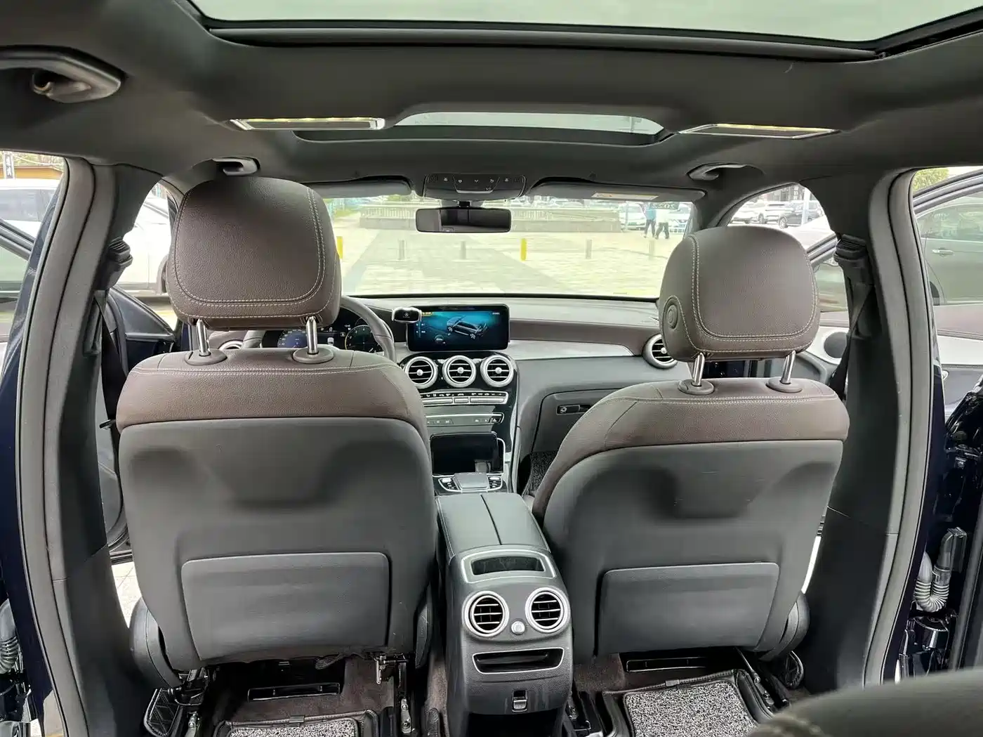Mercedes-Benz GLC 2020 Facelift GLC 260 L 4MATIC Dynamic фото 19