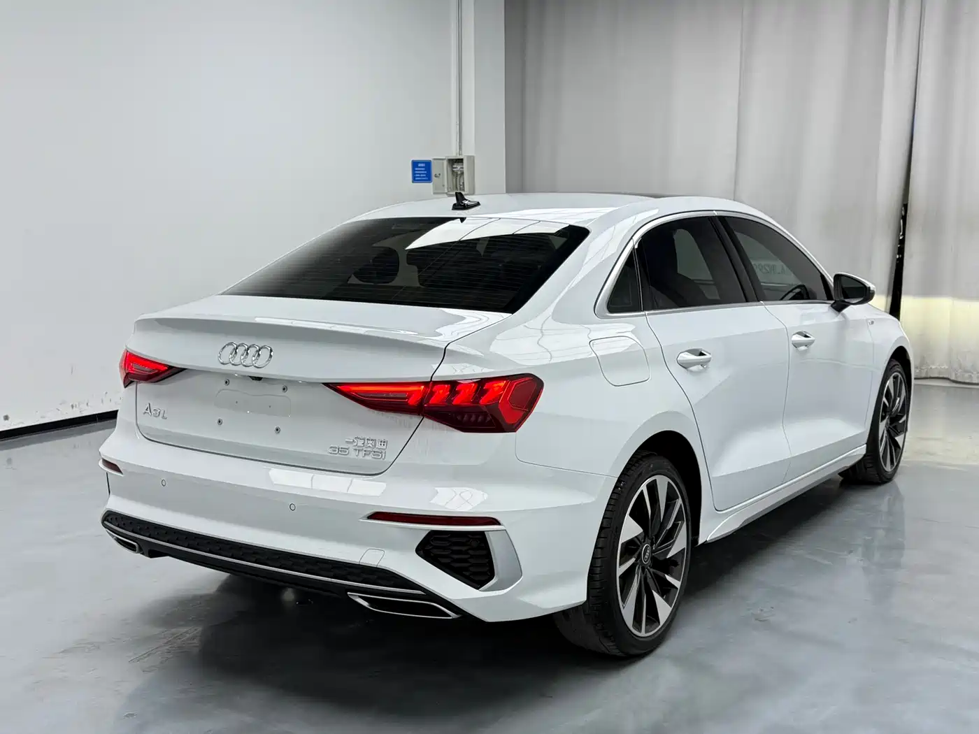 Audi A3 2023 A3L Limousine 35 TFSI Fashion Sport фото 13