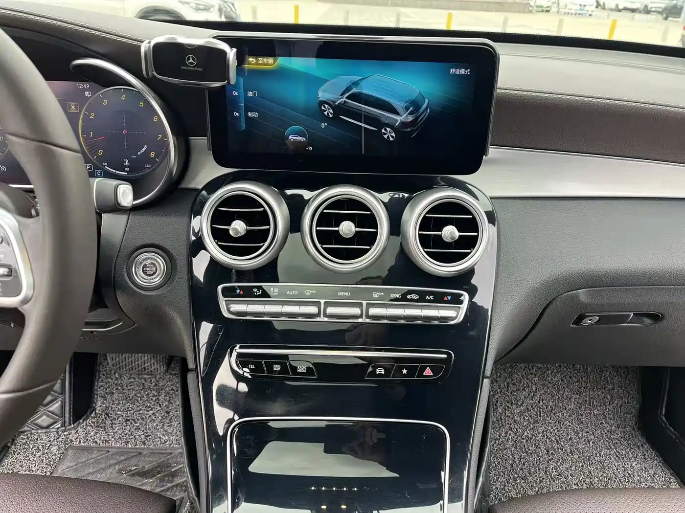Mercedes-Benz GLC 2020 Facelift GLC 260 L 4MATIC Dynamic фото 32