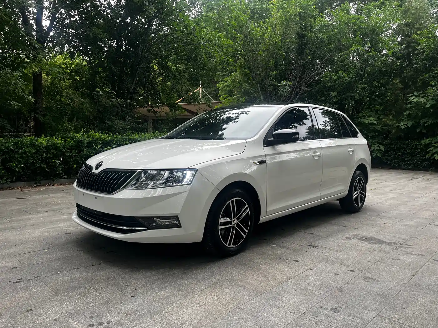 Škoda Skoda Rapid Spaceback 2018 TSI230 DSG Sport Edition