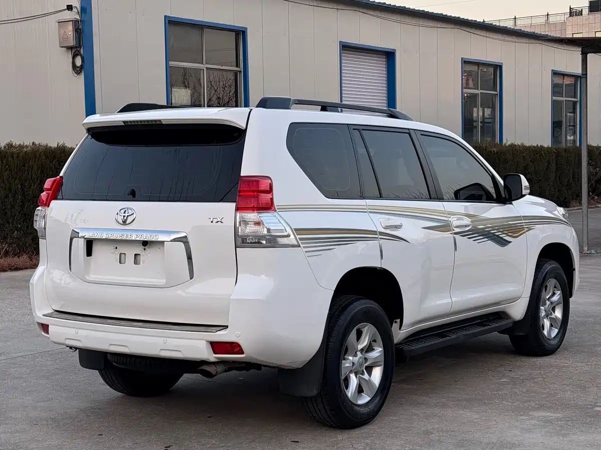Toyota Prado (Import) 2010 2.7L Automatic Standard фото 6