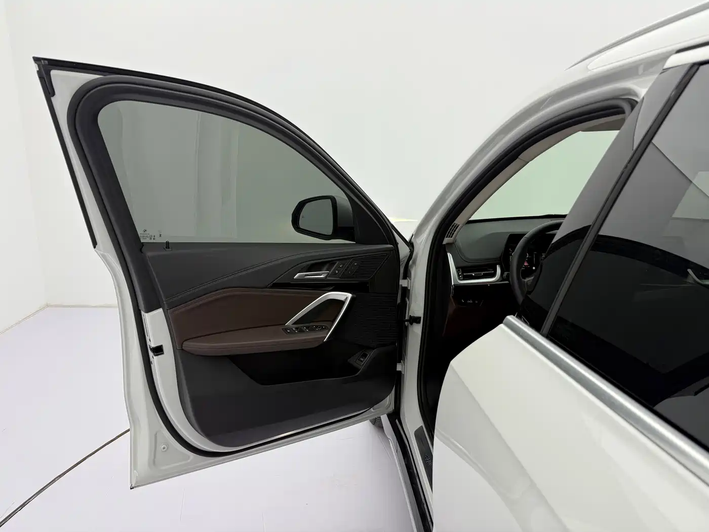 BMW X1 2023 sDrive20Li X Design Package фото 20