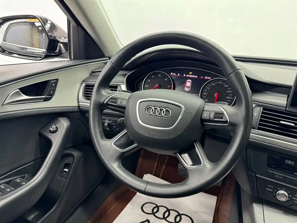 Audi A6L 2018 30th Anniversary 35 TFSI Fashion фото 9