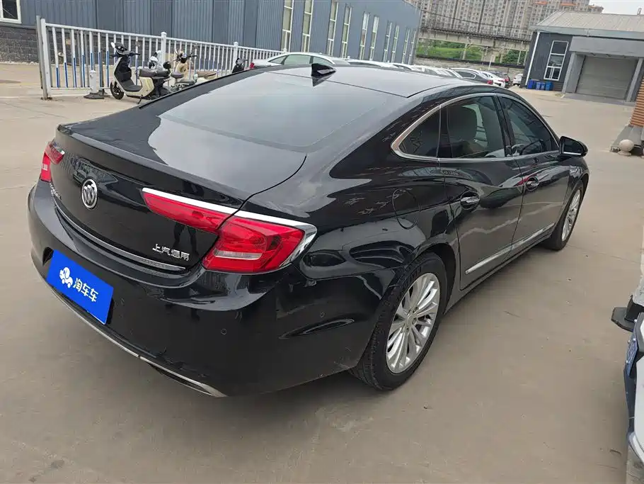 Buick LaCrosse 2018 Model 28T Elite Edition фото 3