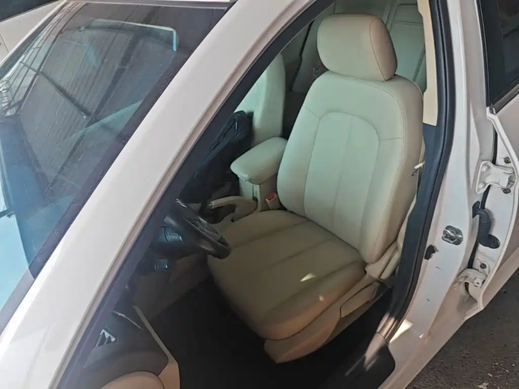 Changan Eado 2015 2015 1.6L Manual Luxury China V