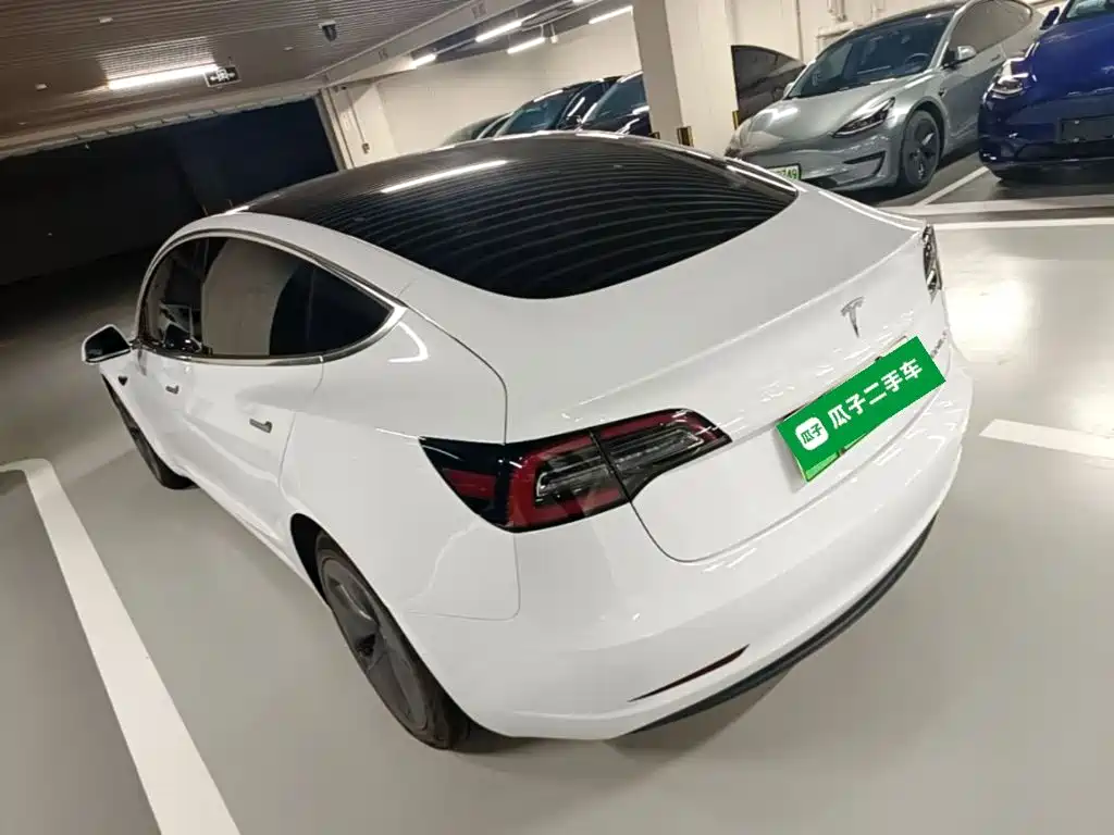 Tesla Model 3 2020 2020 Facelift Standard Range RWD Upgrade