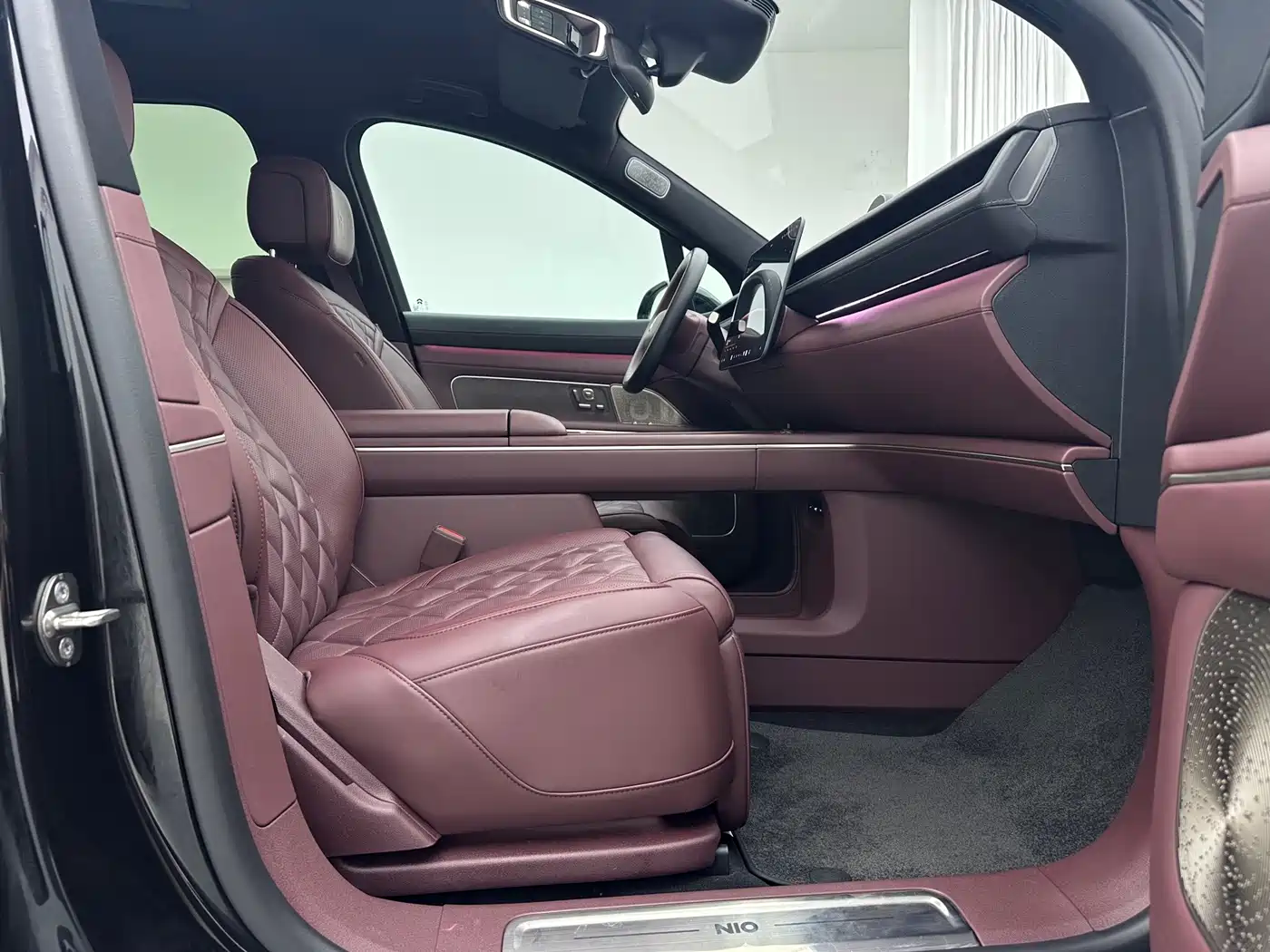 NIO ES8 2025 2025 Model 6-Seat Executive Luxury Edition