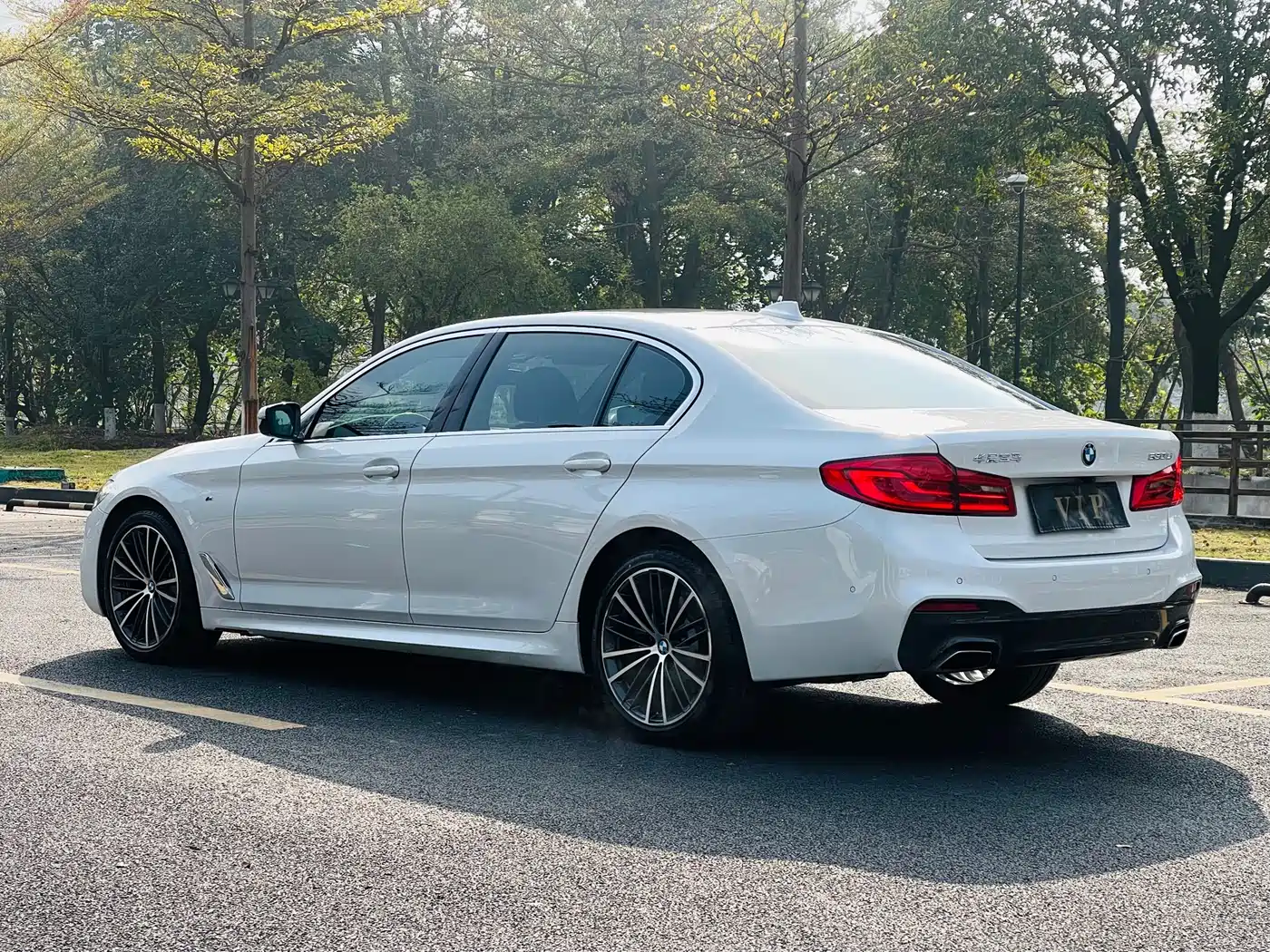 BMW 5 Series 2020 530Li Leading M Sport Package фото 4