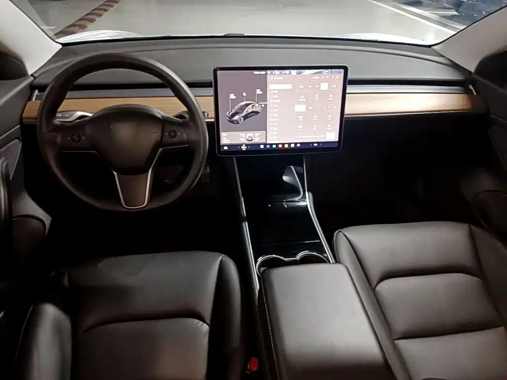 Tesla Model 3 2020 2020 Facelift Standard Range RWD Upgrade
