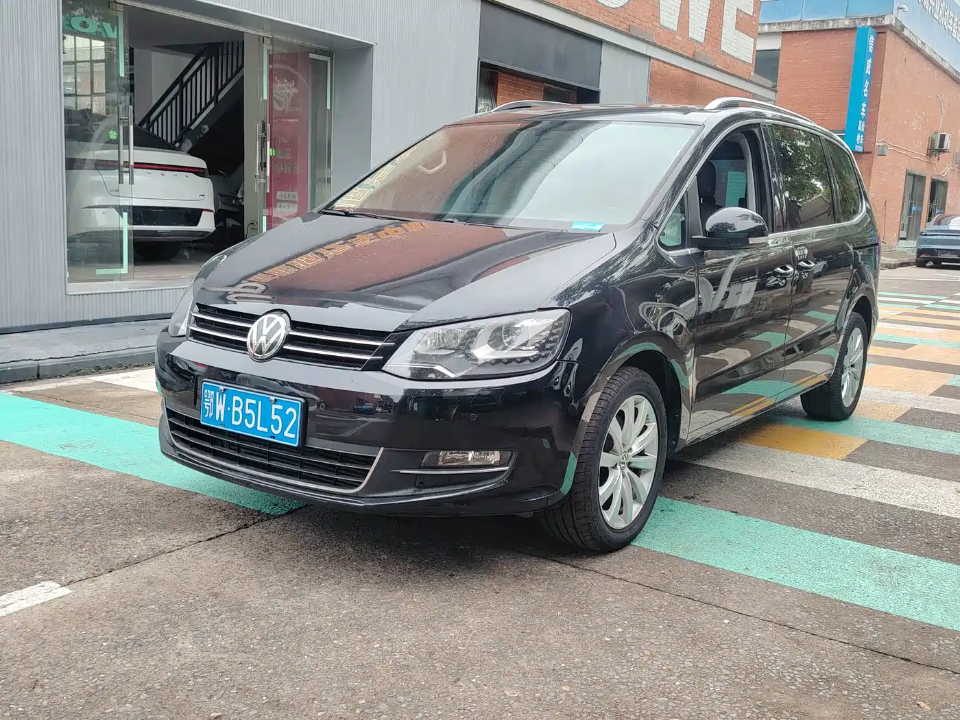 Фото 1 - Volkswagen Sharan