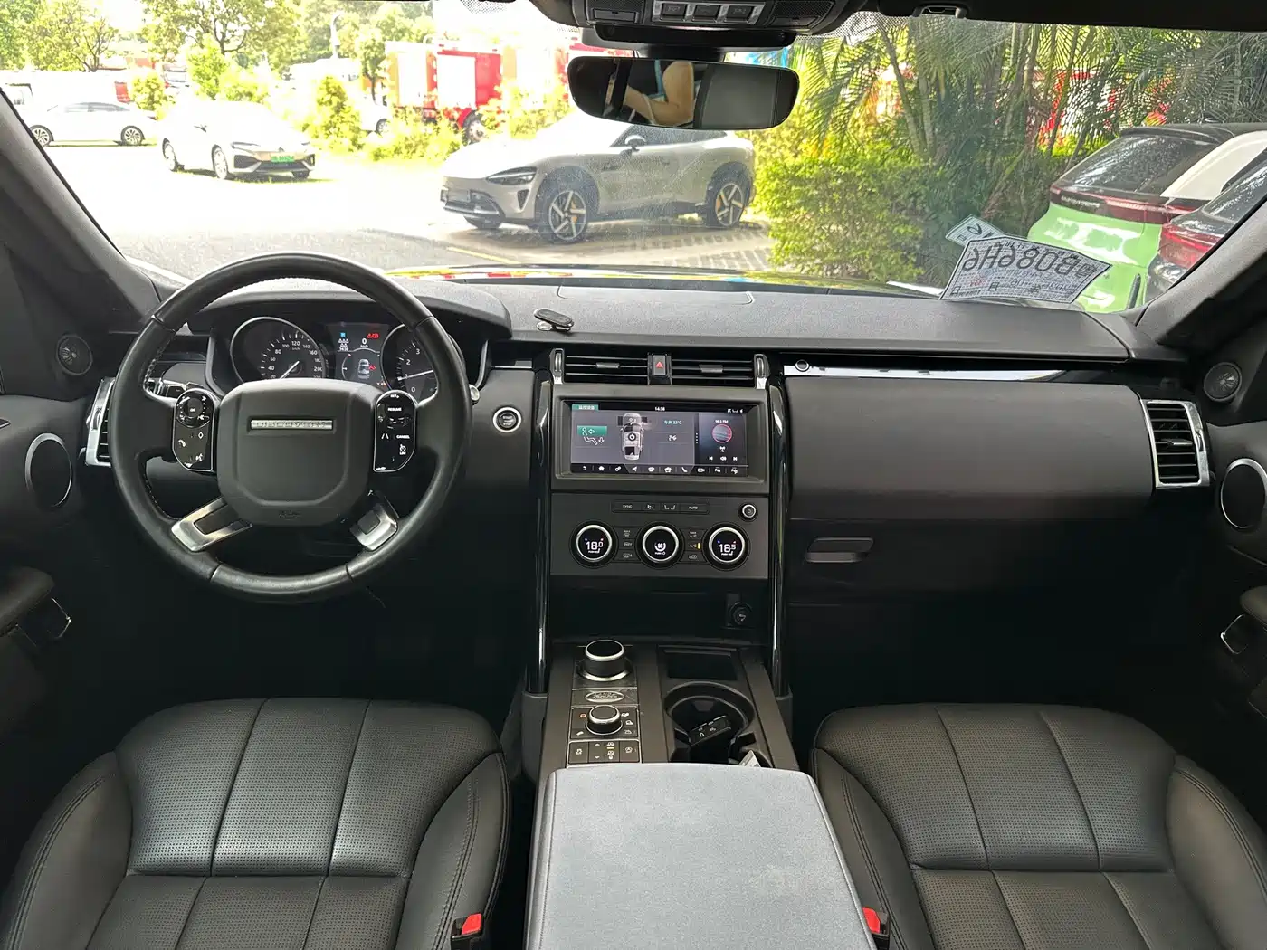 Фото 9 - Land Rover Discovery
