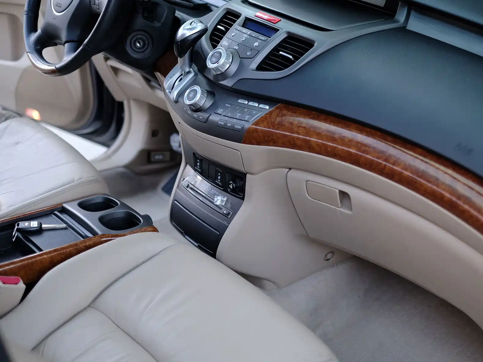 Photo 40 - Honda Odyssey
