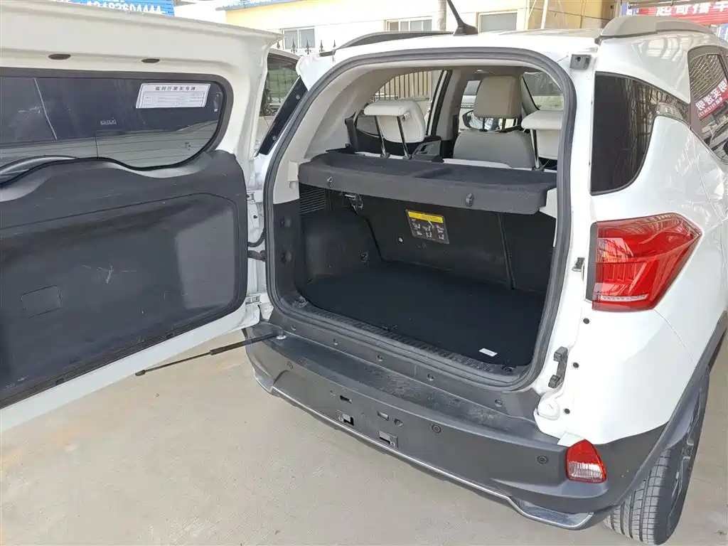 BYD Yuan Pro 2021 401KM Premium Model фото 19