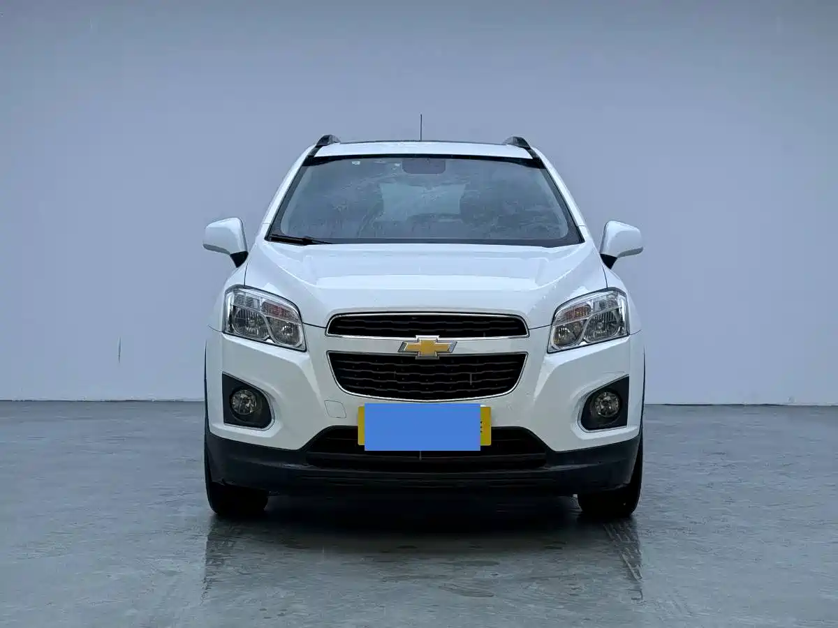 Chevrolet Trax 2016 1.4T Automatic 2WD Comfort Sunroof Edition фото 2