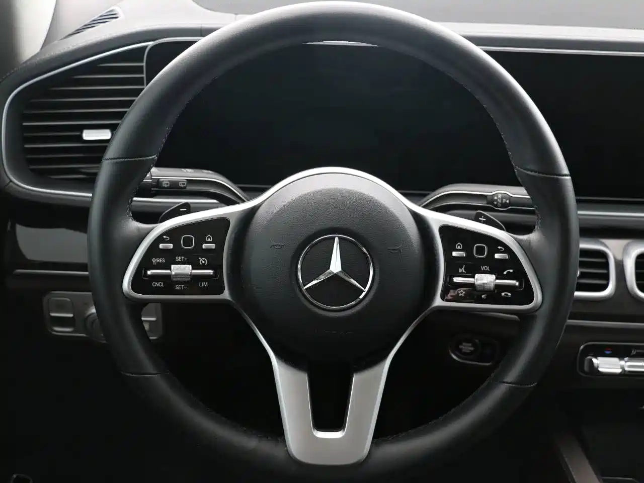Mercedes-Benz GLE, миниатюра 11