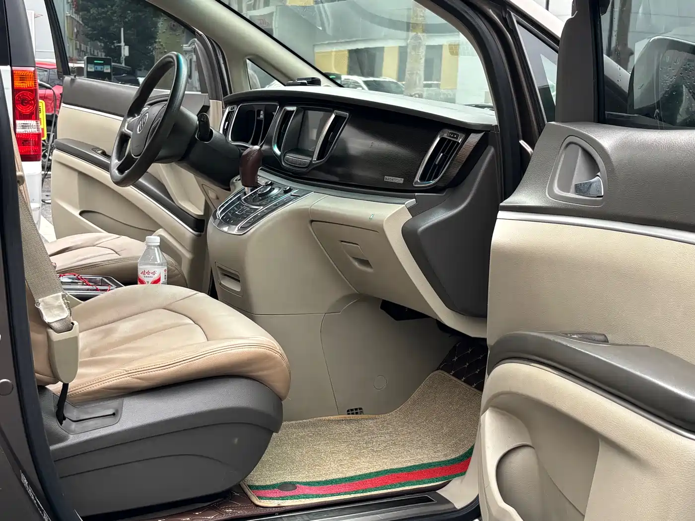 Buick GL8 2011 2.4L CT Luxury Business Comfort Edition фото 8