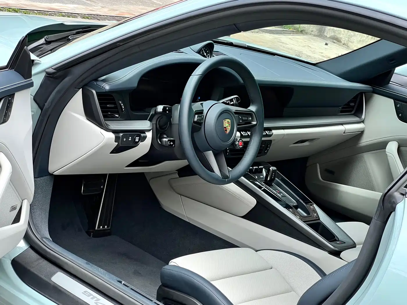 Porsche 911 2025 Carrera 3.0T фото 7