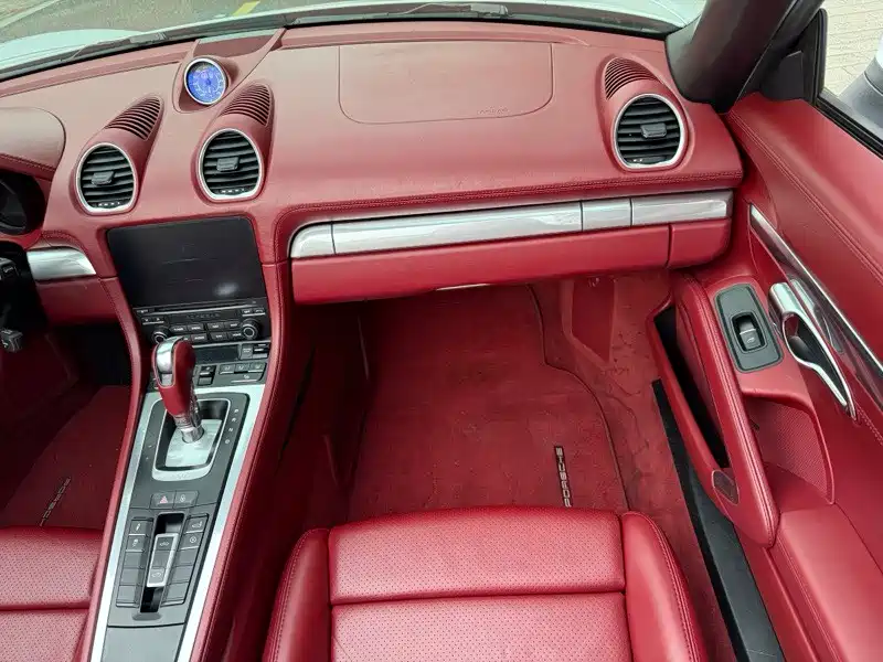 Porsche 718 2016 Boxster 2.0T фото 6