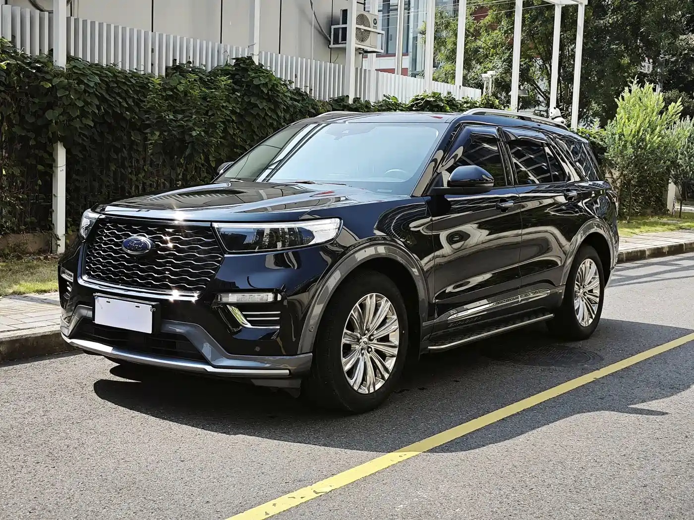 Ford Explorer 2021 2020 EcoBoost 285 AWD Titanium Edition 7-Seater