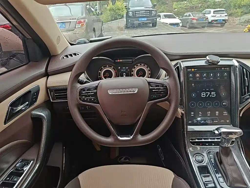 Leopaard CS9 2018 2018 1.5T CVT Energetic Edition