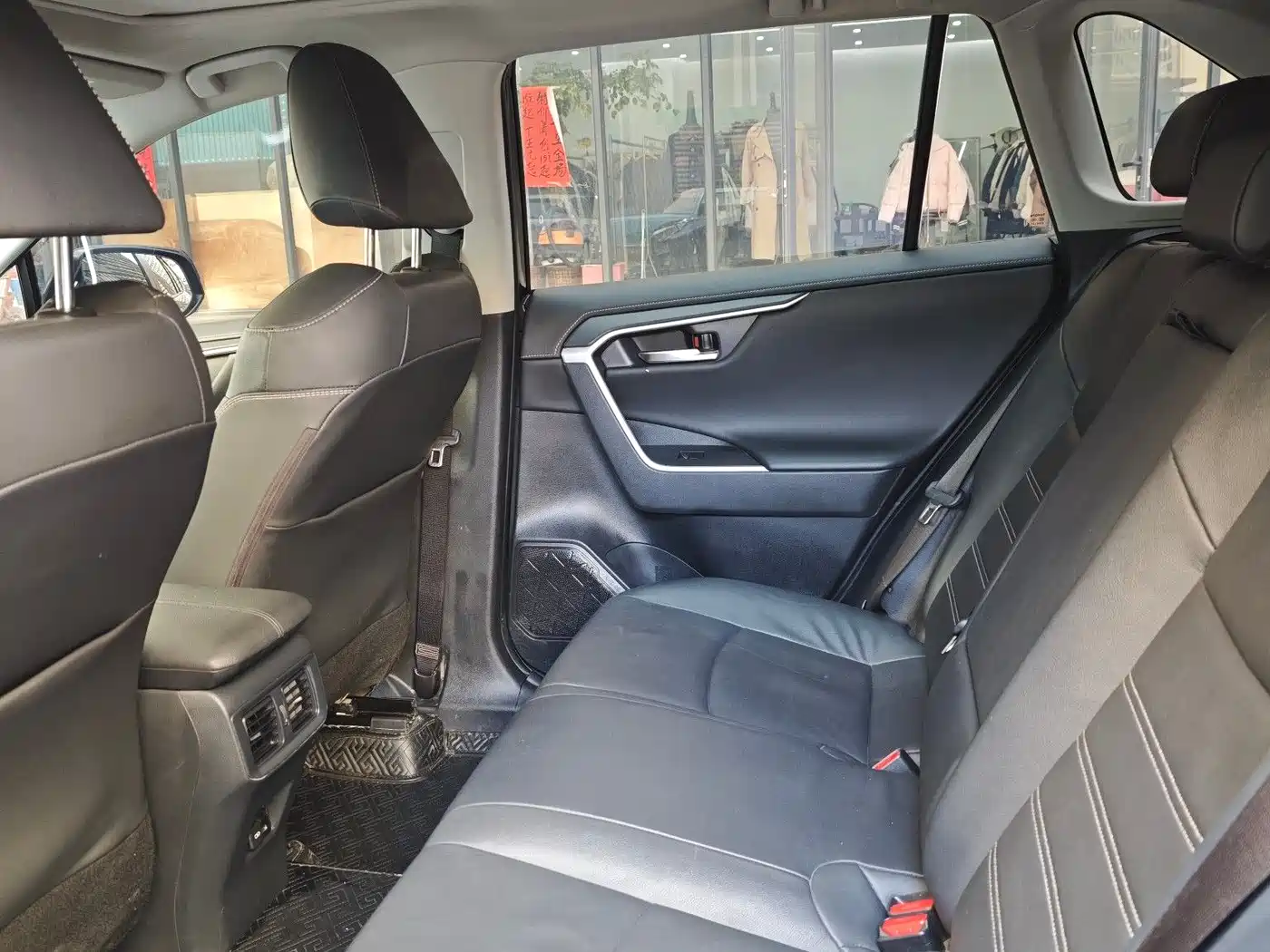 Toyota RAV4 Rongfang 2023 2.0L CVT FWD Style Plus Edition фото 5