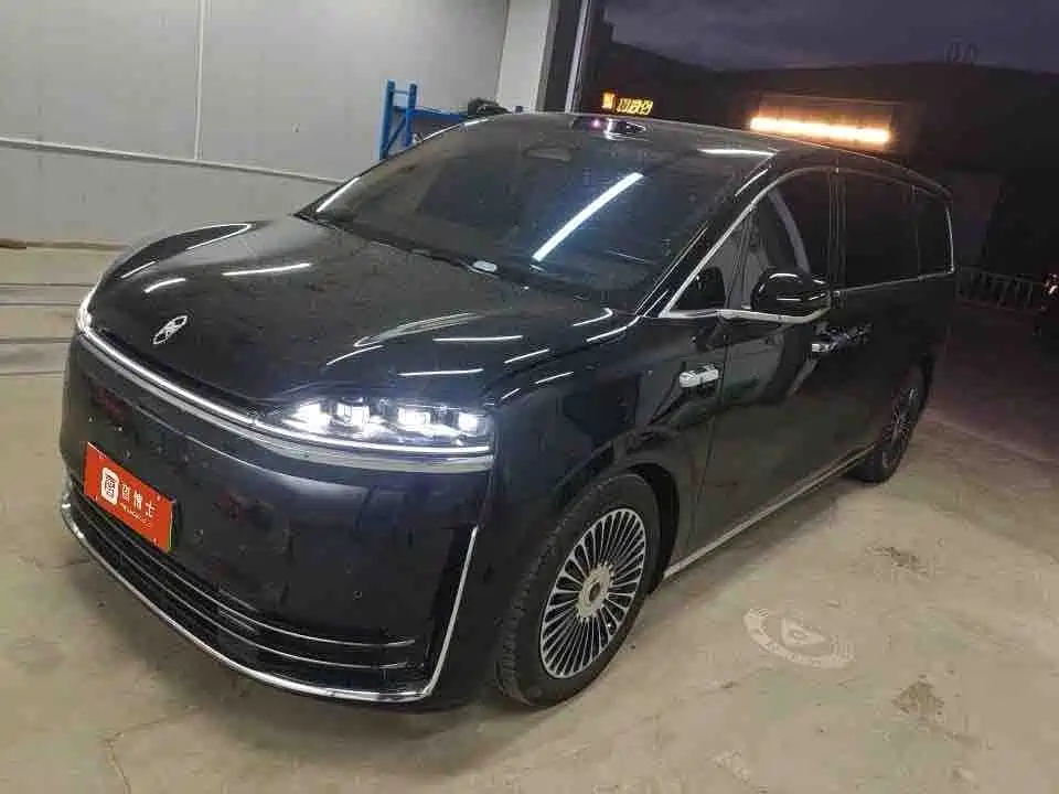 Zhijie Zunjie MPV