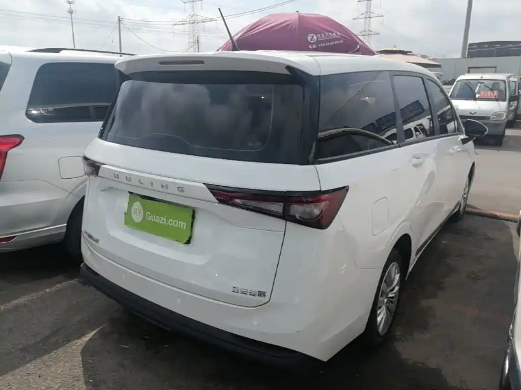 Wuling Motors Wuling Jiachen 2025 2022 1.5L Manual Joy Elite