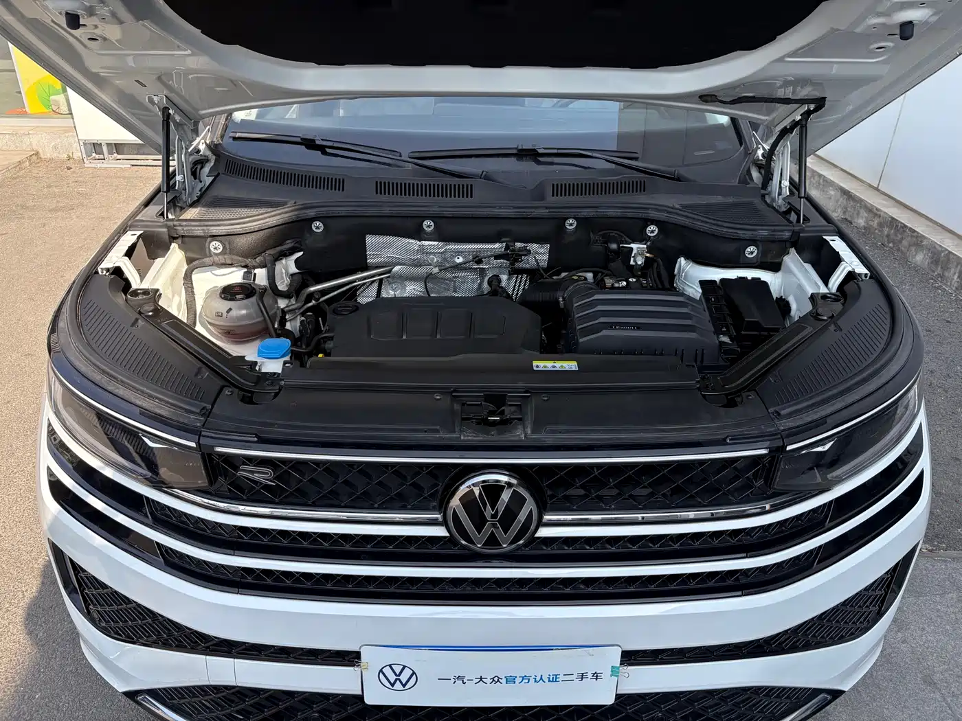 Volkswagen Talagon 2024 380TSI 4WD R-Line Touring фото 4