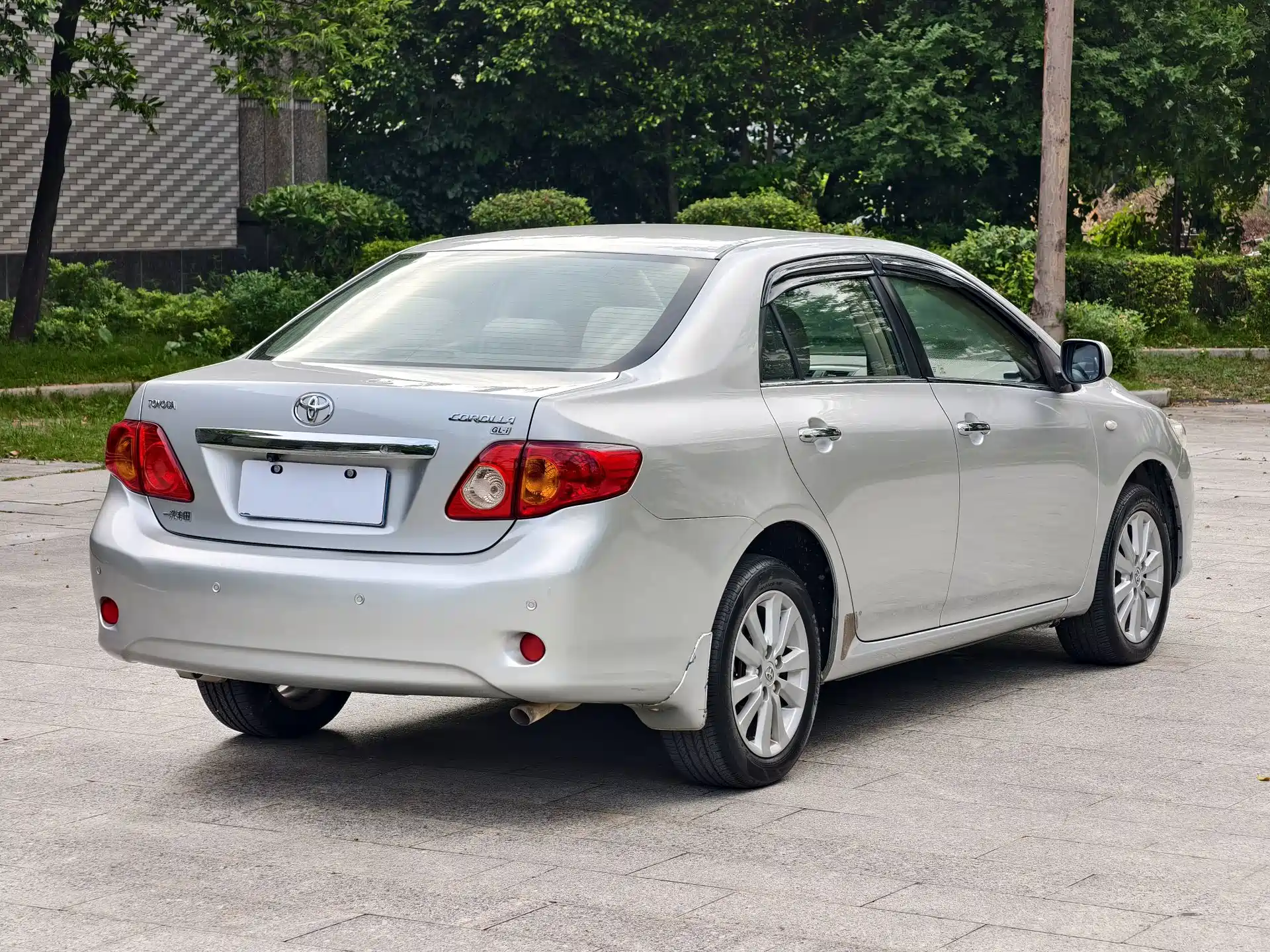 Photo 16 - Toyota Corolla
