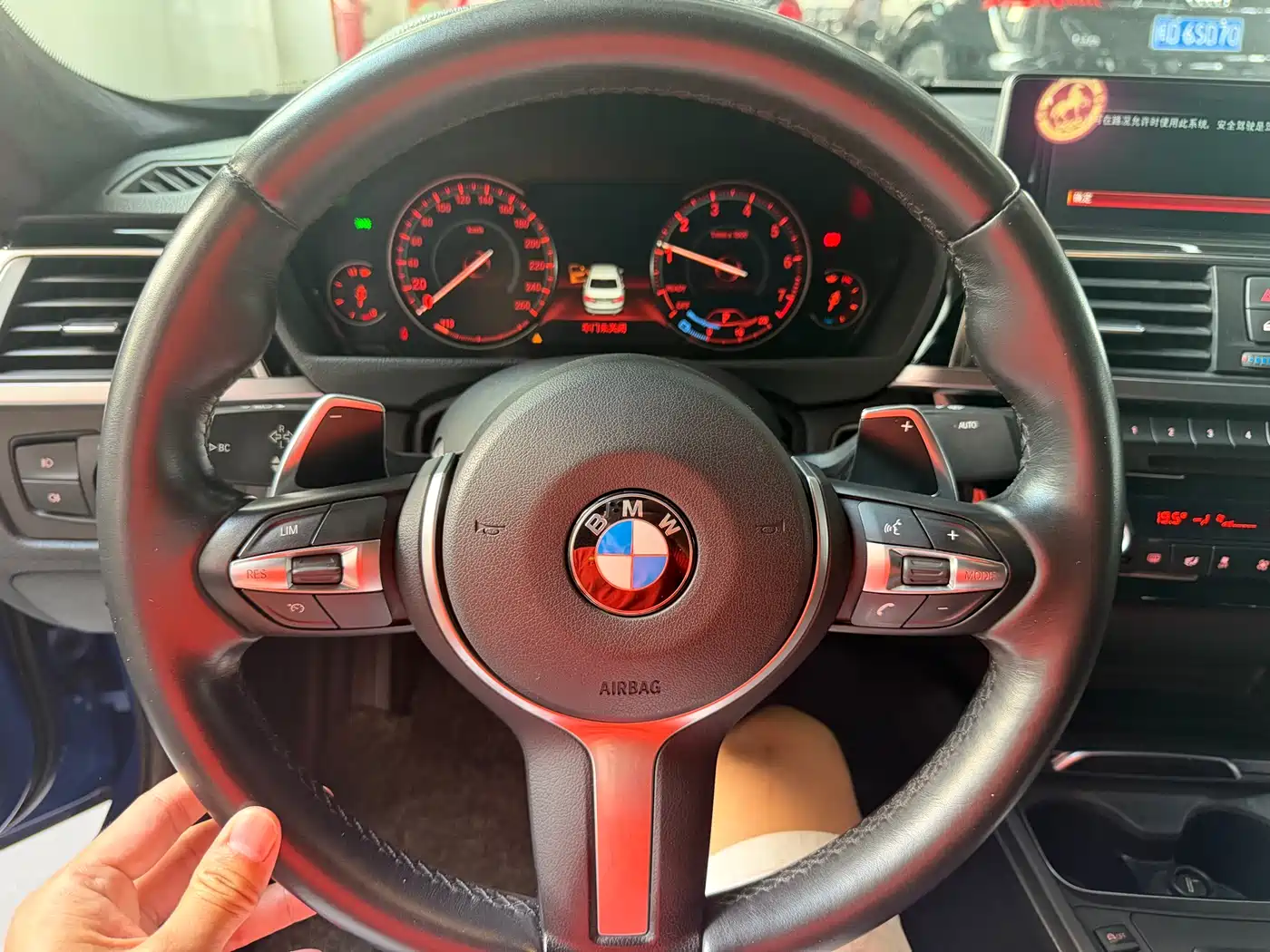 BMW 3 Series 2018 320Li Leading M Sport Package фото 10