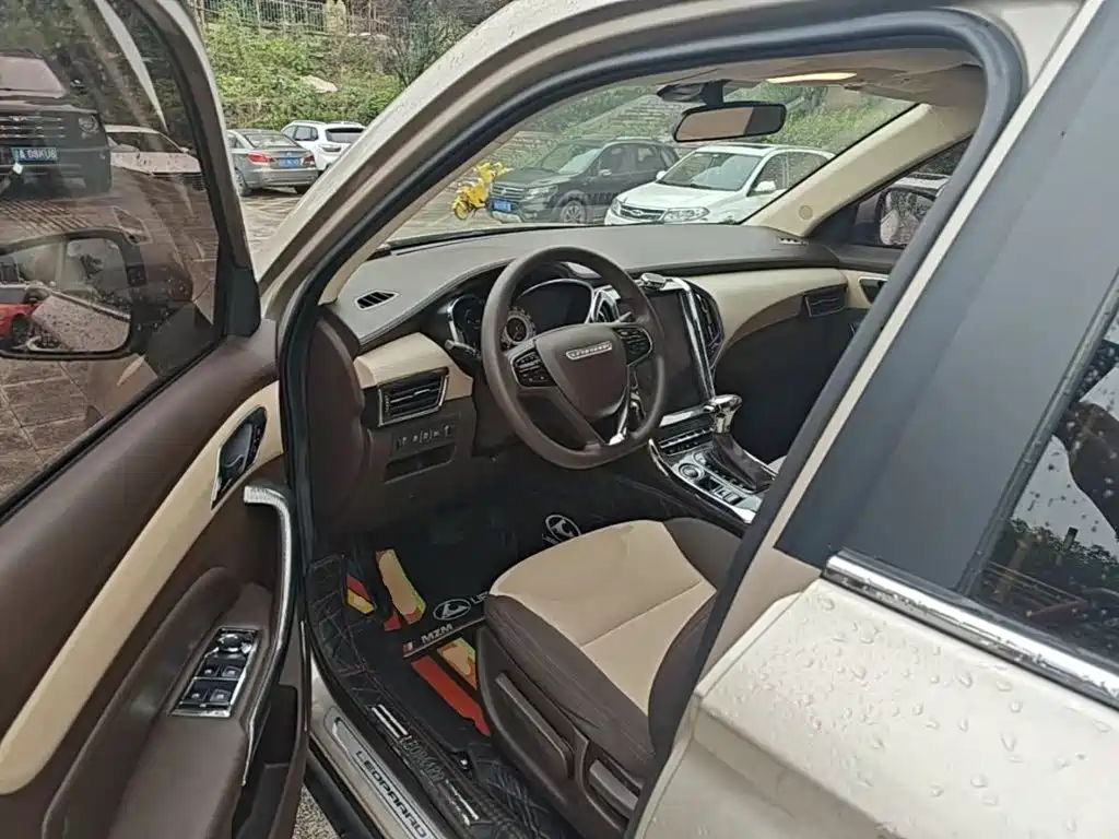 Leopaard CS9 2018 2018 1.5T CVT Energetic Edition