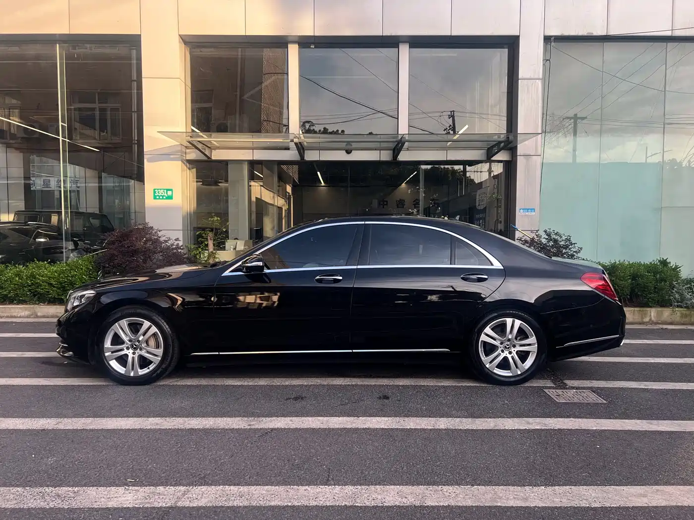 Mercedes-Benz S-Class 2017 S 320 L Luxury фото 12