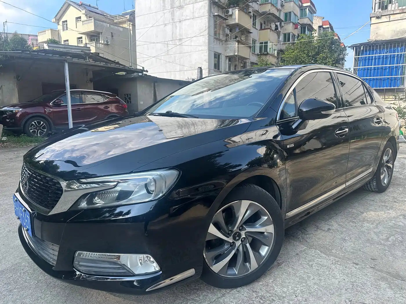 DS 5LS 2015 2014 1.6T Luxury THP160