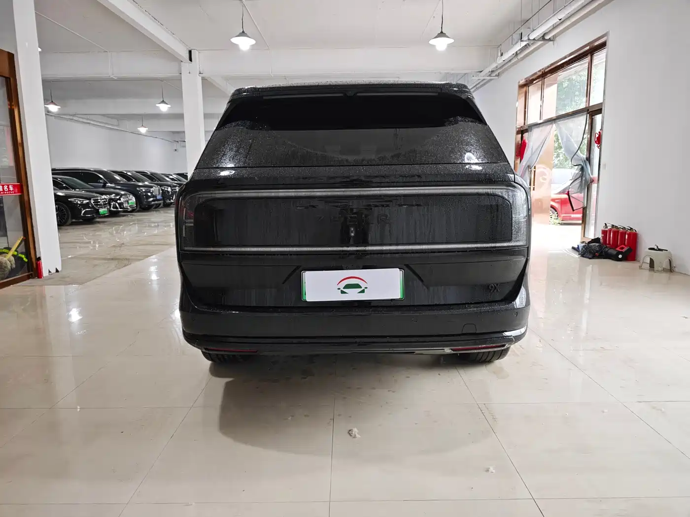 Zeekr 9X 2025 Model Gloss Black Edition фото 4