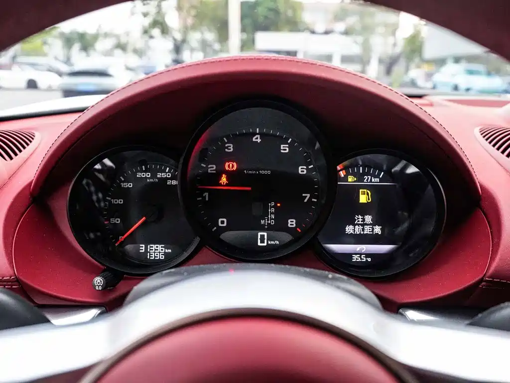 Porsche 718 2023 2022 Boxster 2.0T