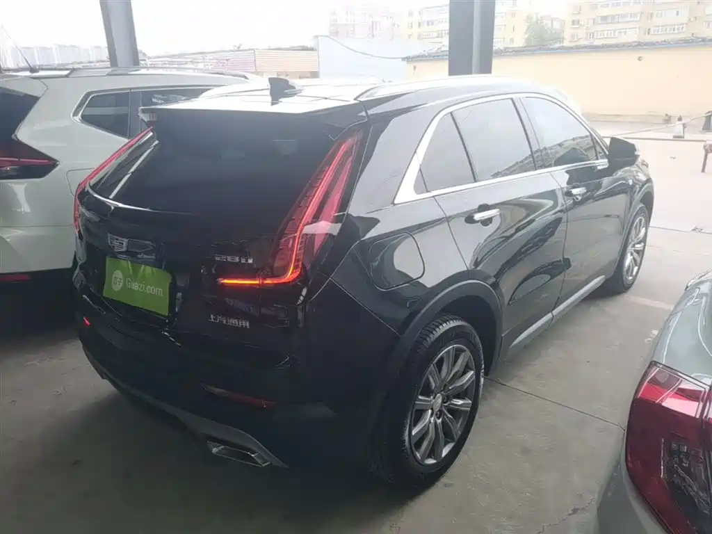 Cadillac XT4 2018 Model 28T 4WD Leading фото 7