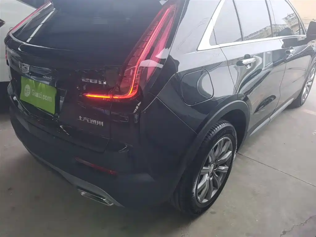 Cadillac XT4 2018 Model 28T 4WD Leading фото 8