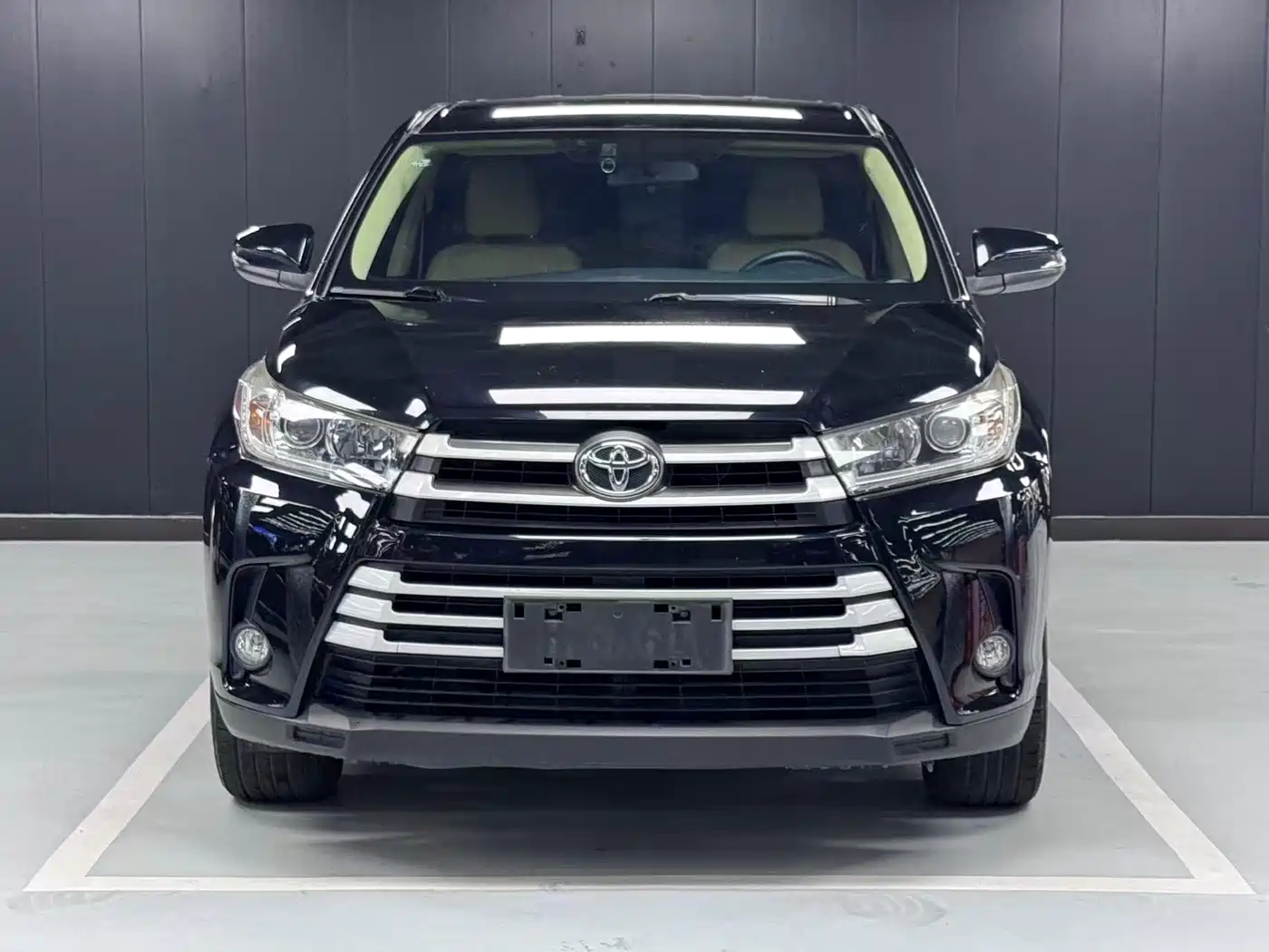 TOYOTA HIGHLANDER