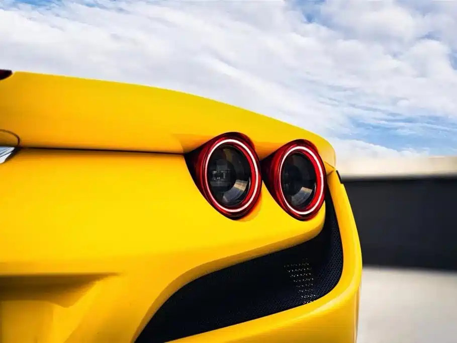 Ferrari F8 2023 2020 Spider 3.9T V8