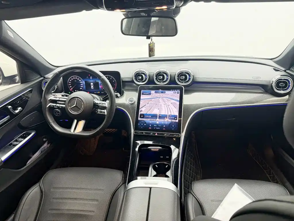 Photo 5 - Mercedes-Benz C-Class
