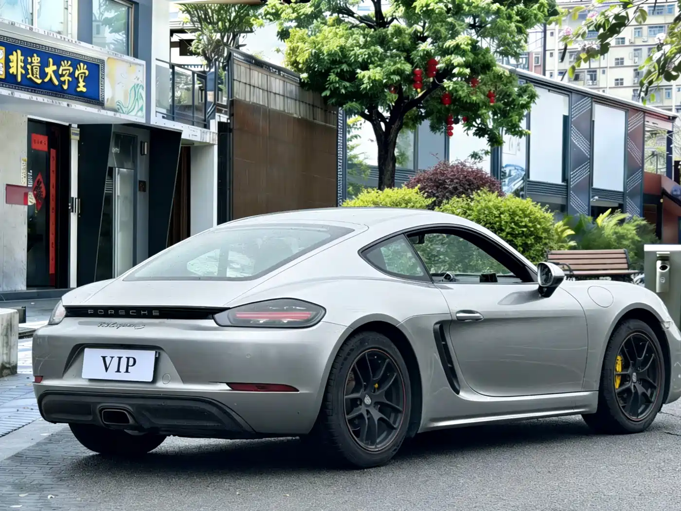 Porsche 718 2018 Cayman 2.0T фото 7