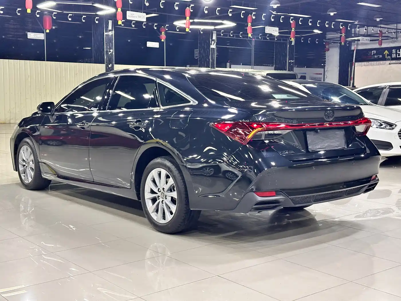 Toyota Avalon 2024 Model 2.0L Progressive Edition фото 9